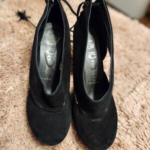 Jeffrey Campbell Ibiza Mabel Tassel Heels sz 8
